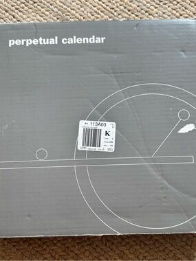 MoMA Perpetual Calendar – Modern Design Object